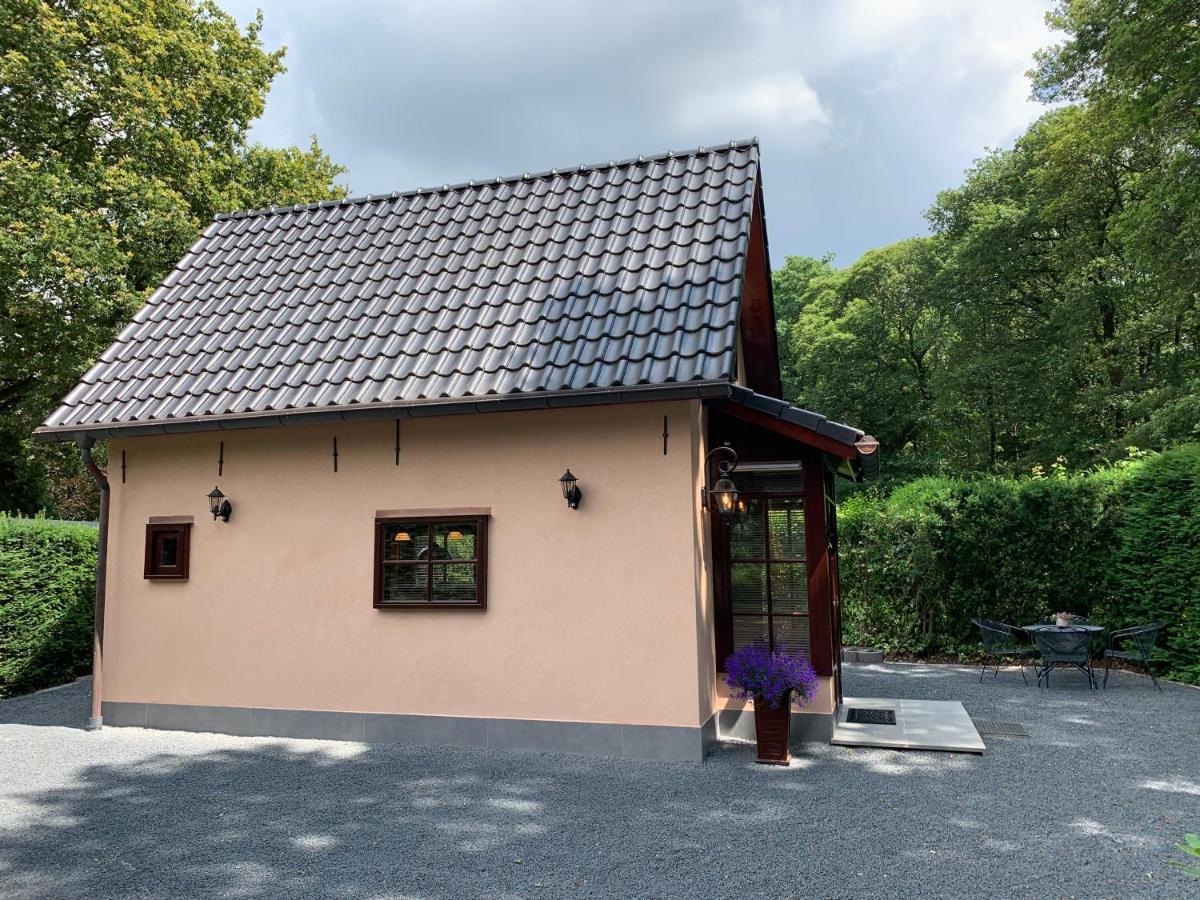 Romantisch Gastenverblijf 'Het Vogelhuisje' Lunteren Exterior foto